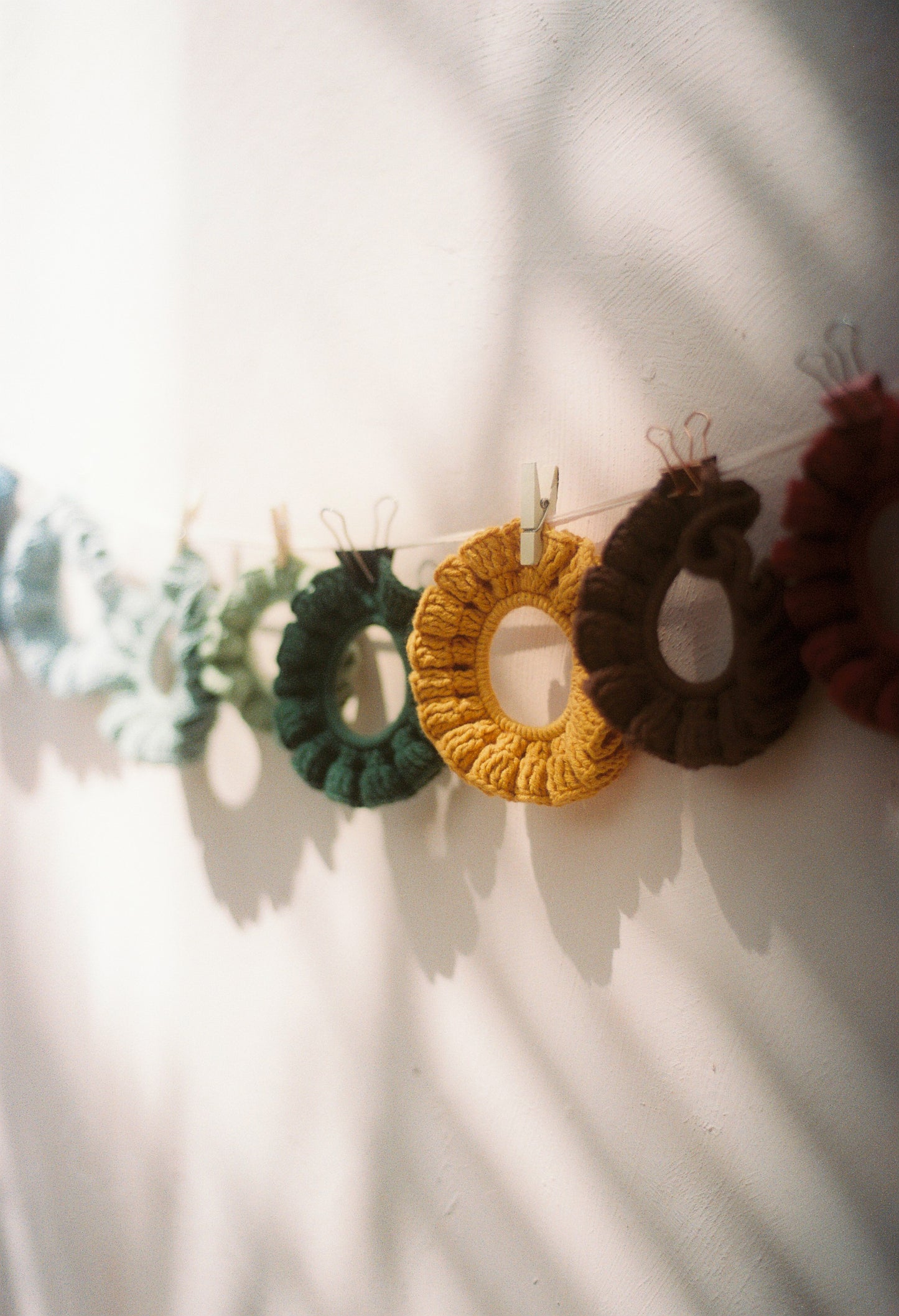Fel Scrunchies