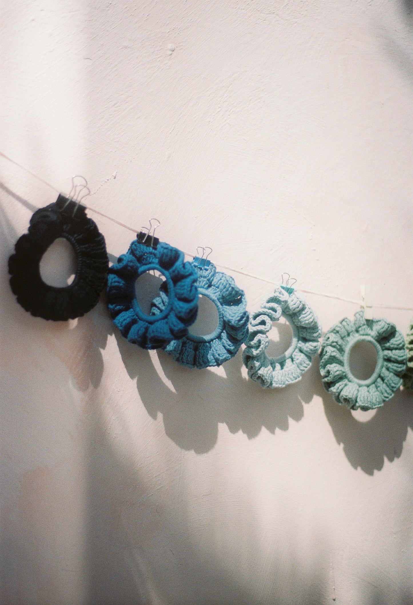 Fel Scrunchies