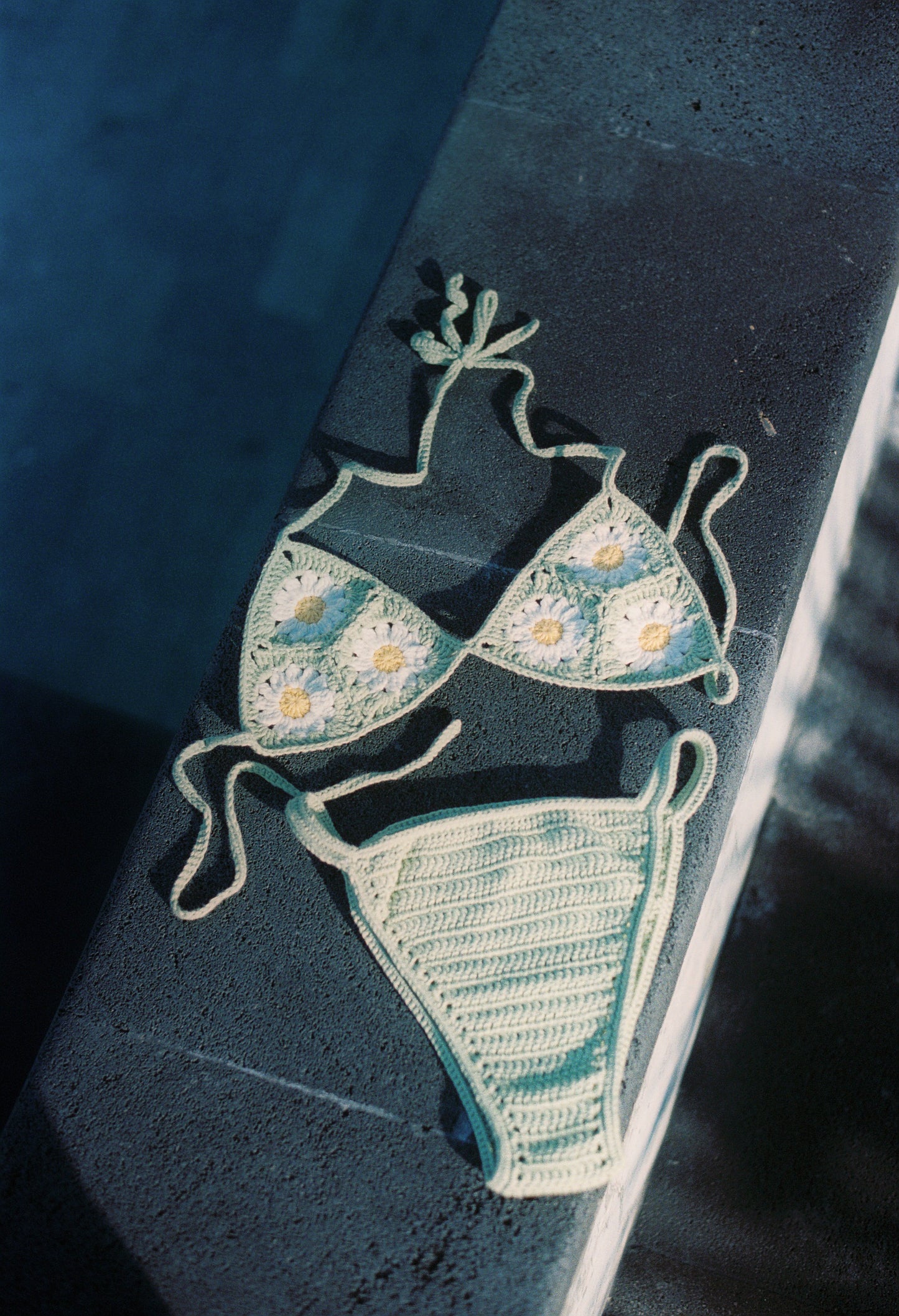 Finley Bikini Top - Daisy